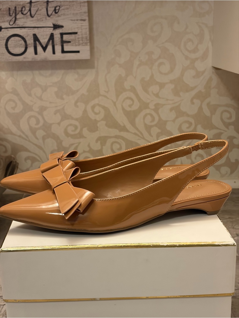 Marc Fisher Tan Patent Pointed Slingback Flats with Bow - Picture 5 of 9